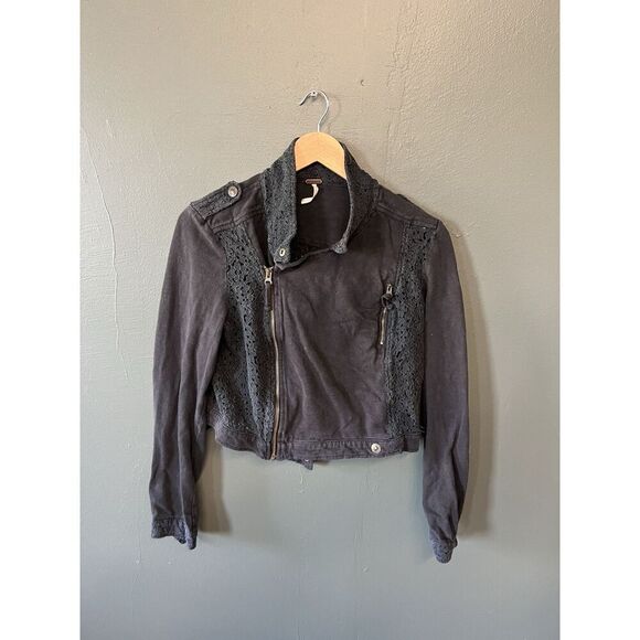 Free People Womens Black Cropped Full Zip Jacket Size Medium - Picture 1 of 3